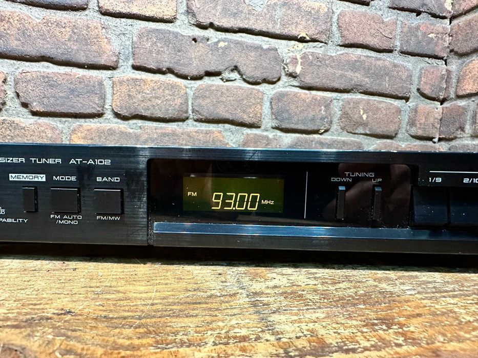 Tuner Radiowy Akai AT A-102