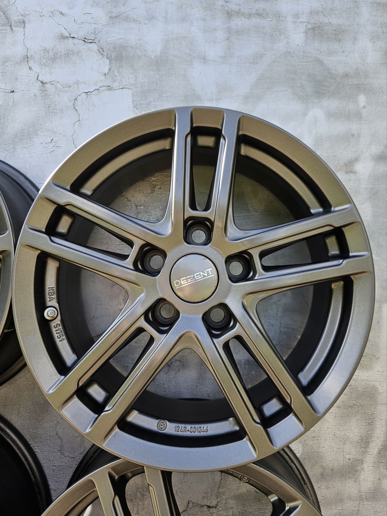 Диски 5×114,3 r16 диски легкоплавні r16 5×114.3 титани 5×114,3 Dezent