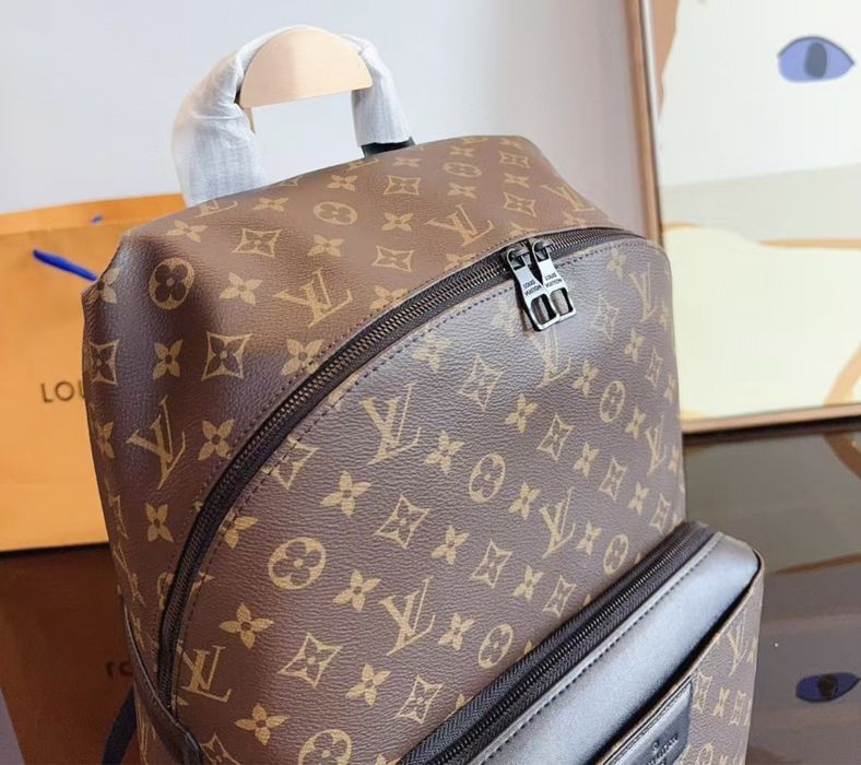 LOUIS VUITTON eclipse monogram мужской коричневый рюкзак портфель