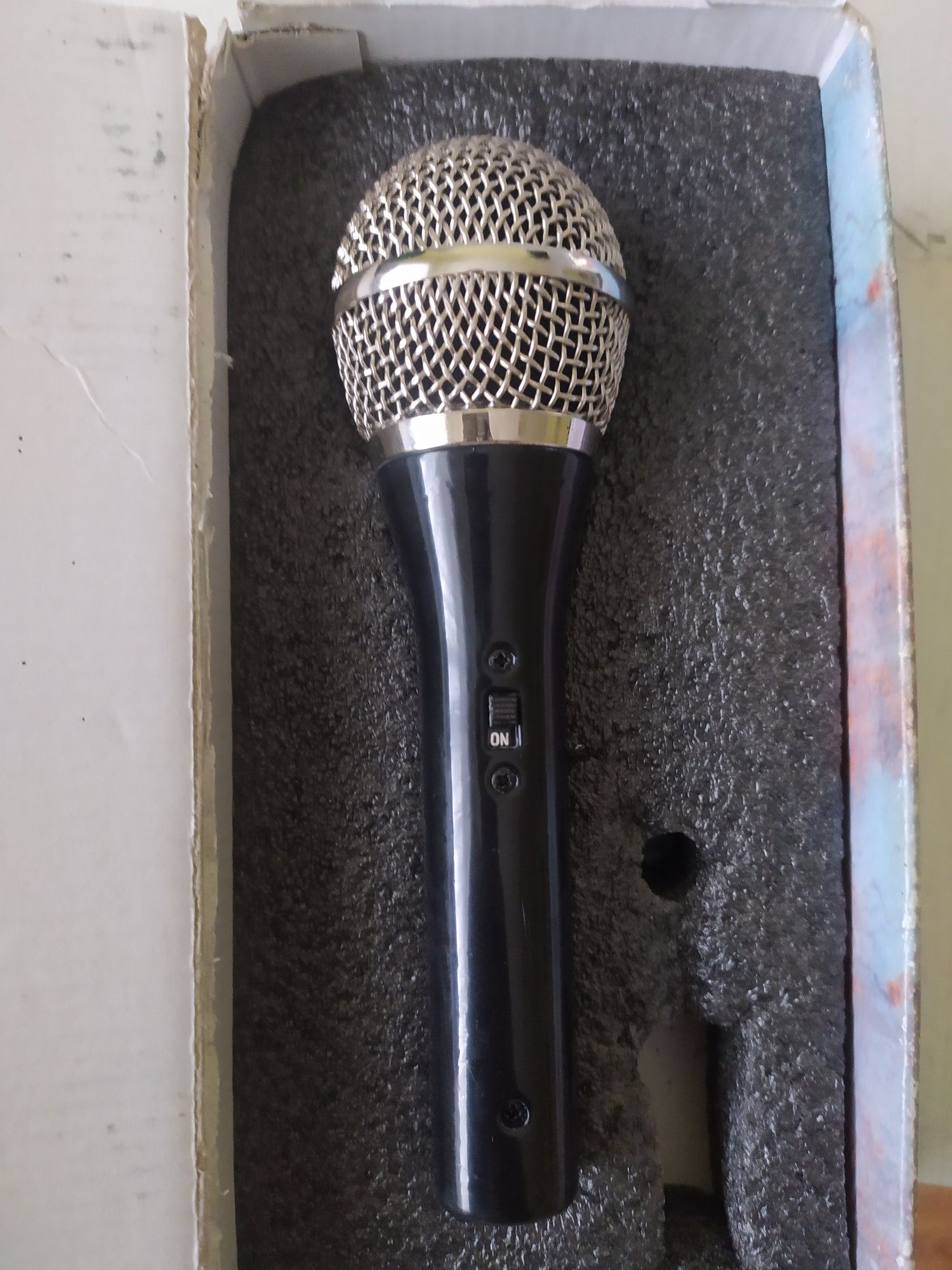 Вокальний мікрофон AUDIX OM 3S Стійка для мікрофона PROEL білого кольо