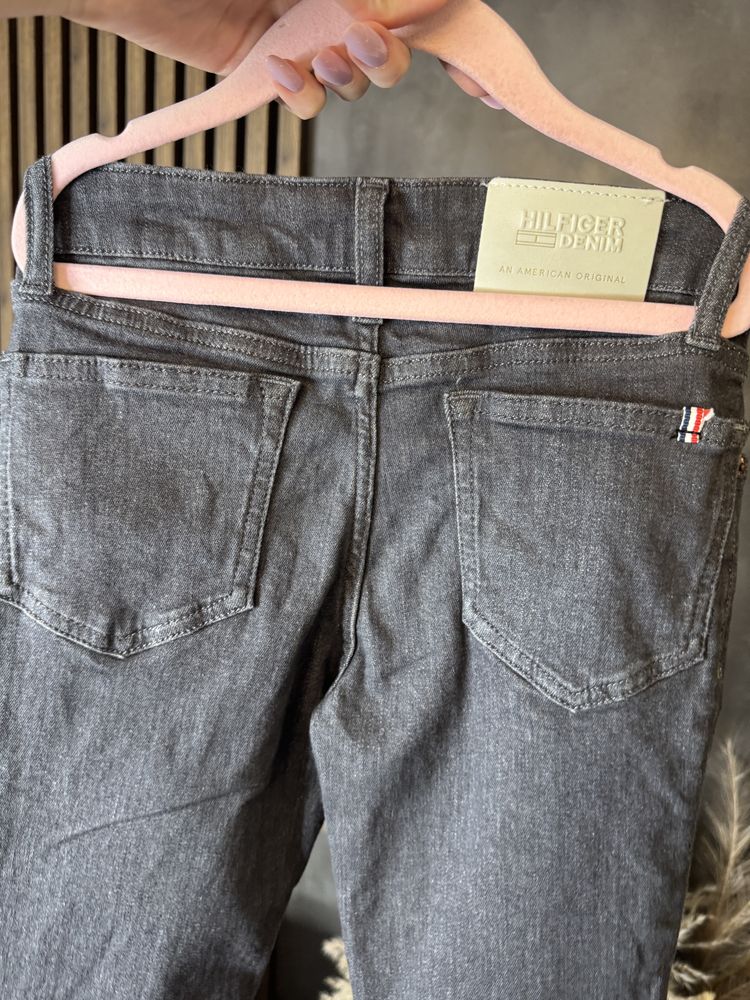 We jeansy proste tommy hilfiger 128