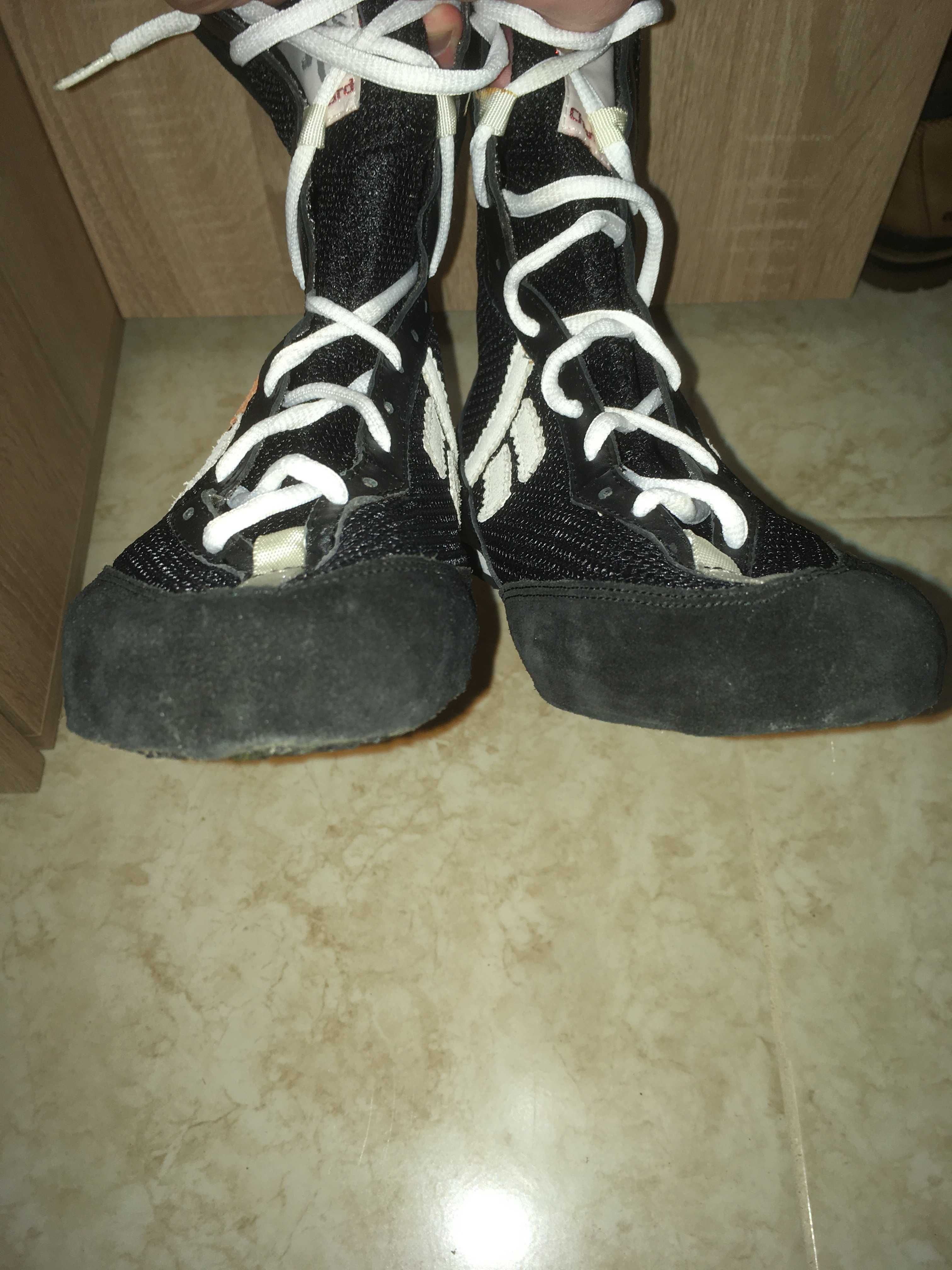 Обувь для кикбоксинга боксерки Chantal Menard размер 37, стелька 23 см