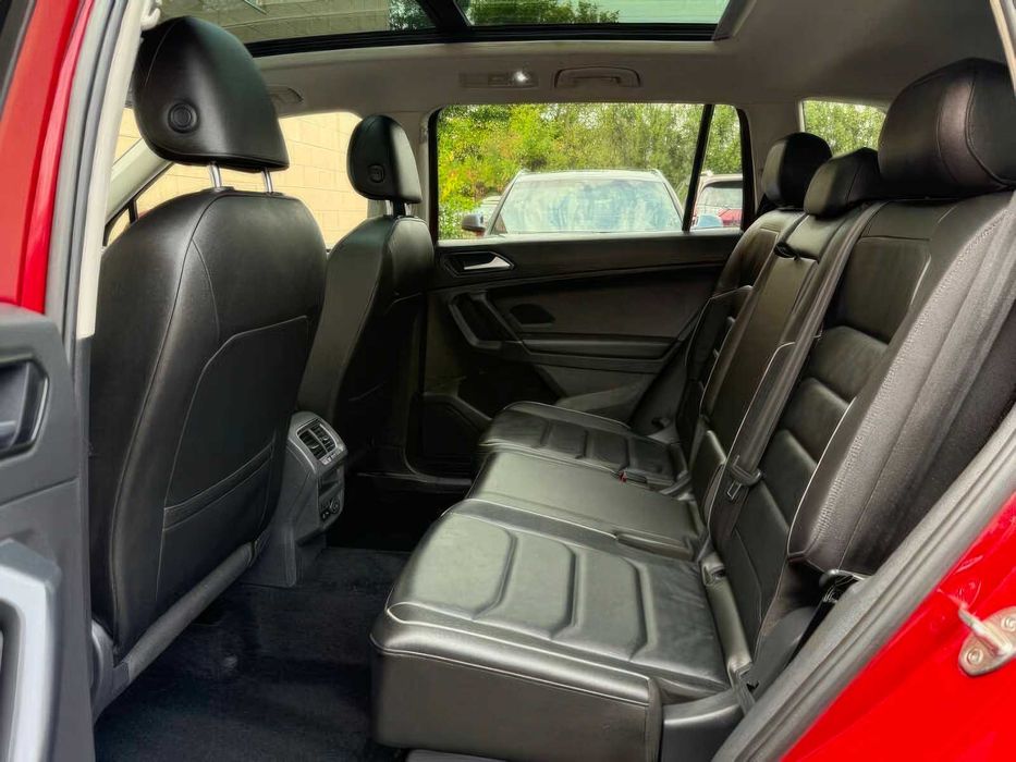 Volkswagen Tiguan      2018