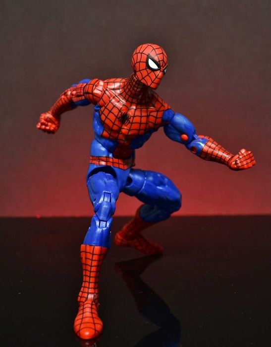 Marvel legens Spider-Man Retro Wave Figura de Ação Portes Grátis