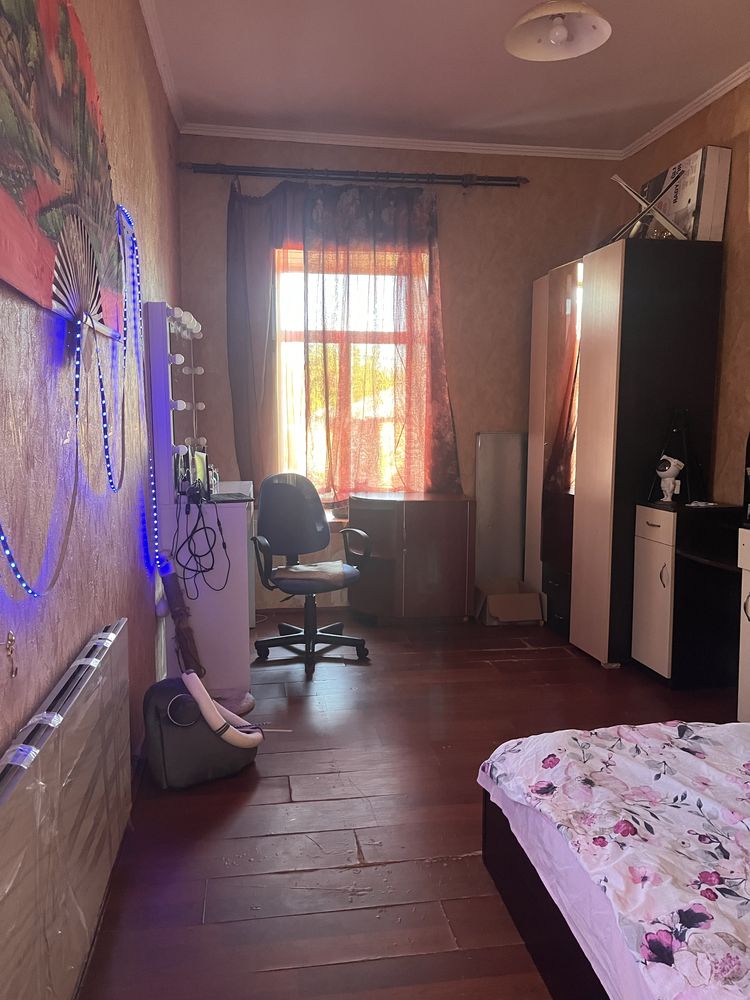 Продаж однокімнатної в центрі