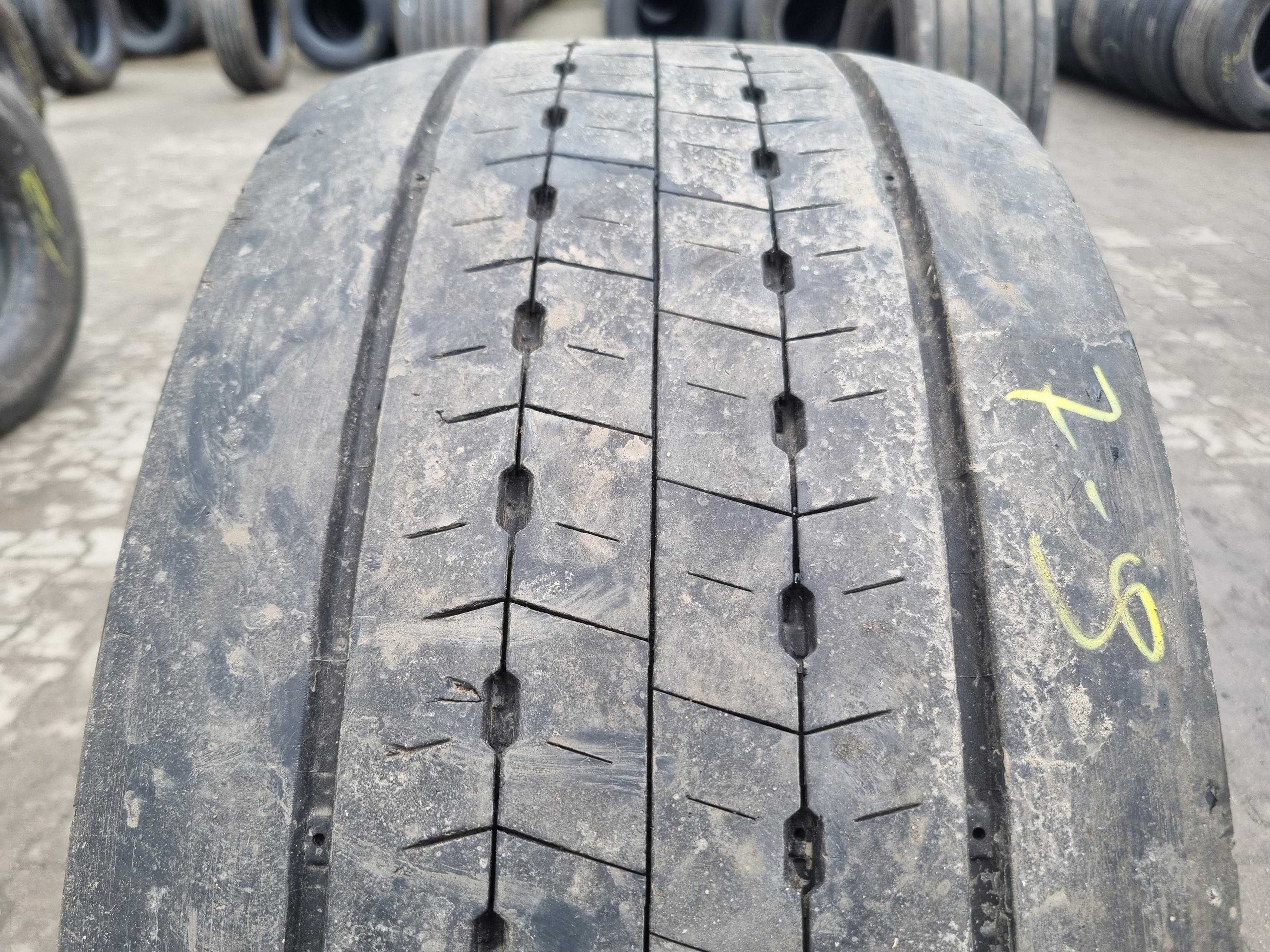 355/50R22.5 Opona MICHELIN XMULTI Z 7-9mm Przód X MULTI Z