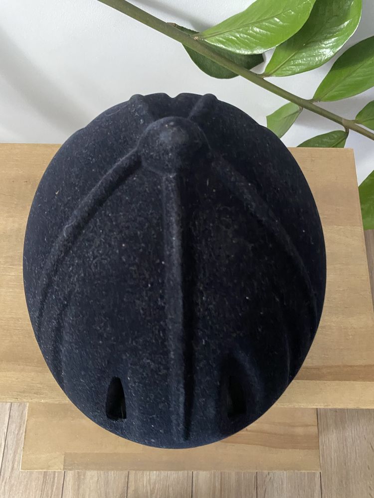 Kask/toczek jeździecki Casco.