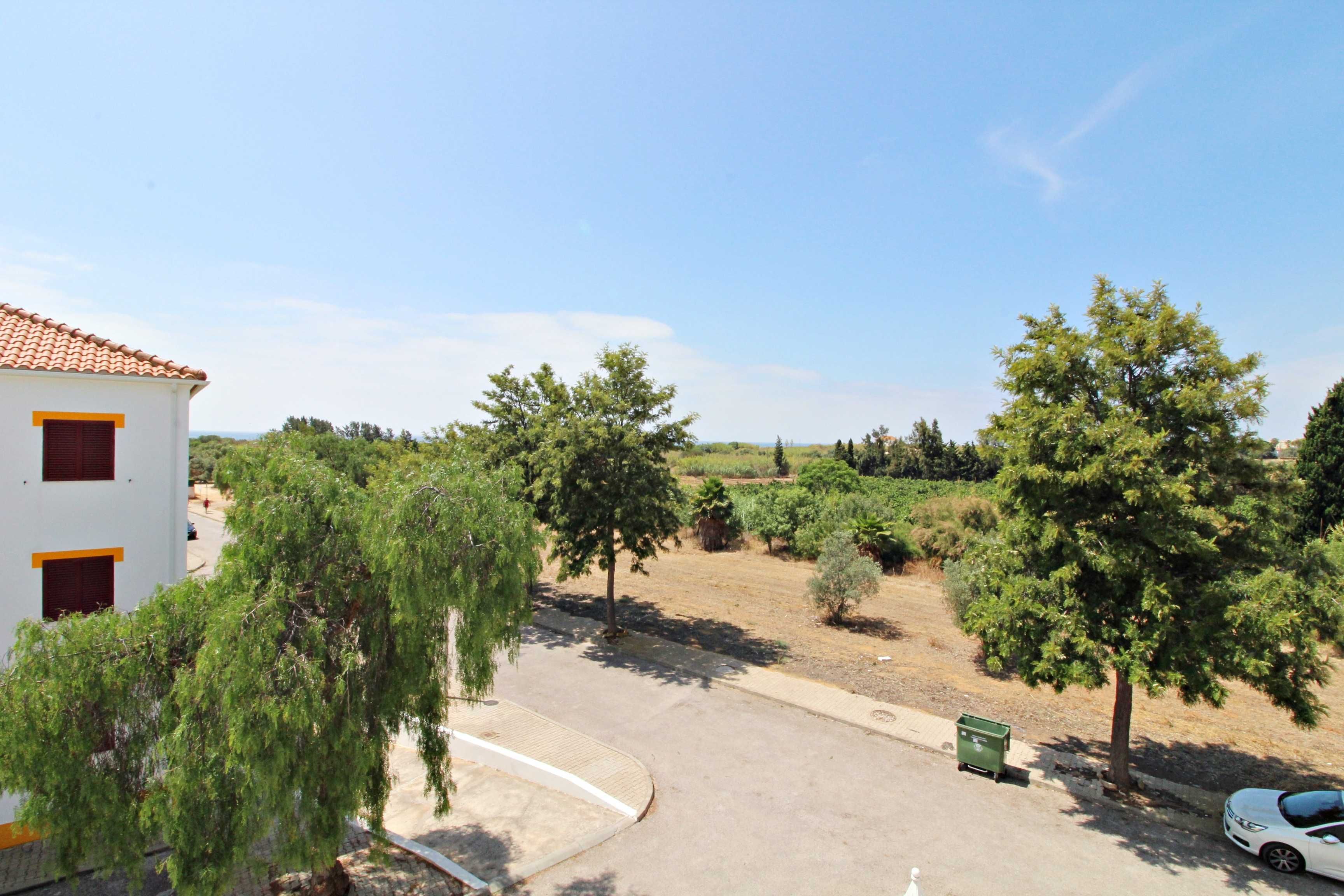 Apartamento T1 a 500m da praia da Altura by ERJ LDA