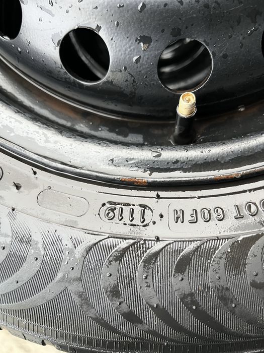 Диски ланос з резиною nokian за 4 шт