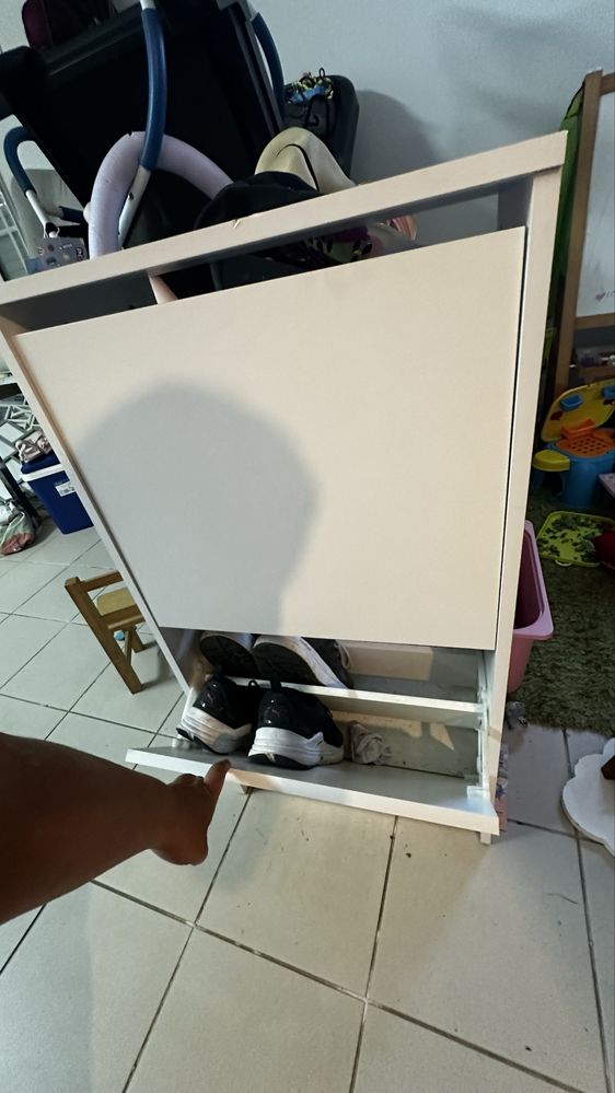 Sapateira IKeA Brissa