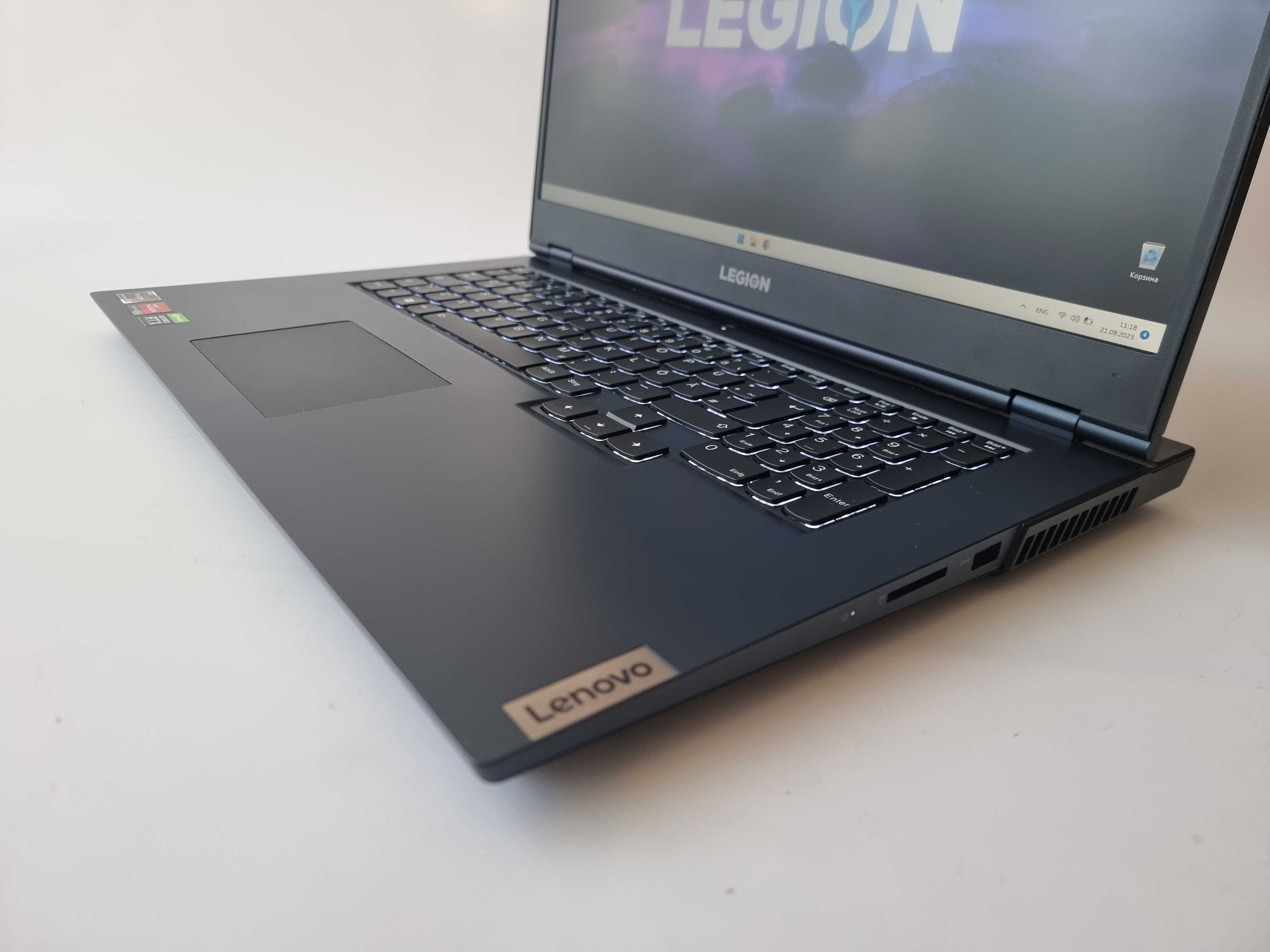 Lenovo Legion 17 /R7 5800H/RTX 3070/RAM 16GB/SSD 512GB/144Hz