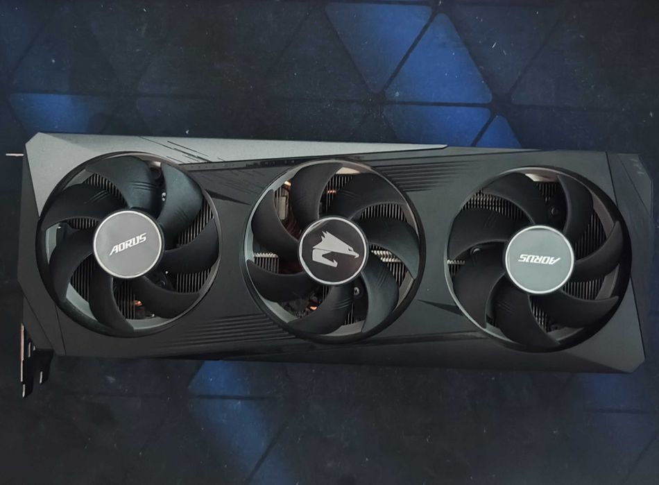 Відеокарта GIGABYTE AORUS GeForce RTX 3060 ELITE 12G Під ремонт