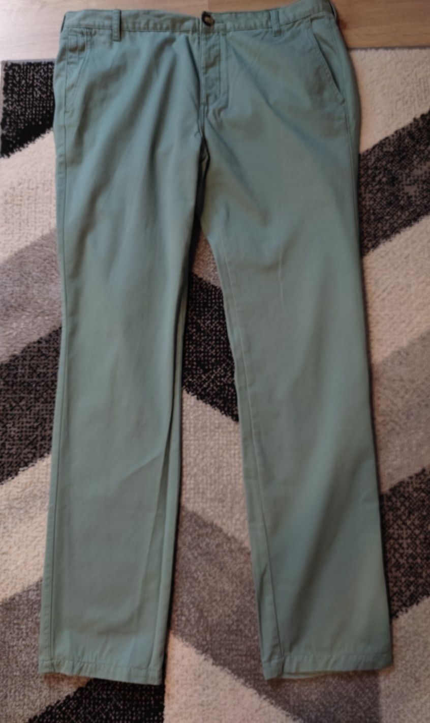 Męskie spodnie zielone