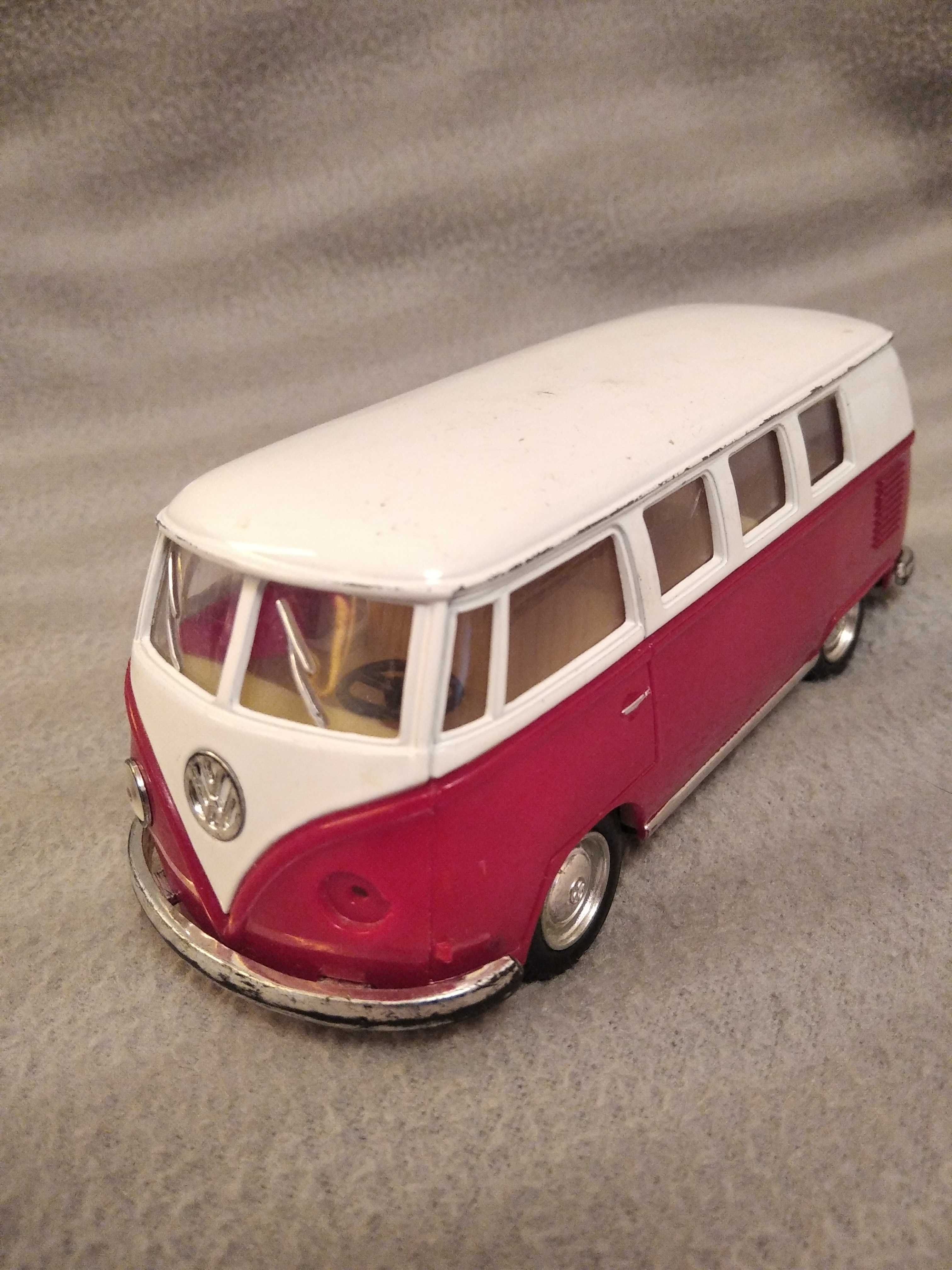 Model VW Bus skala 1/32
