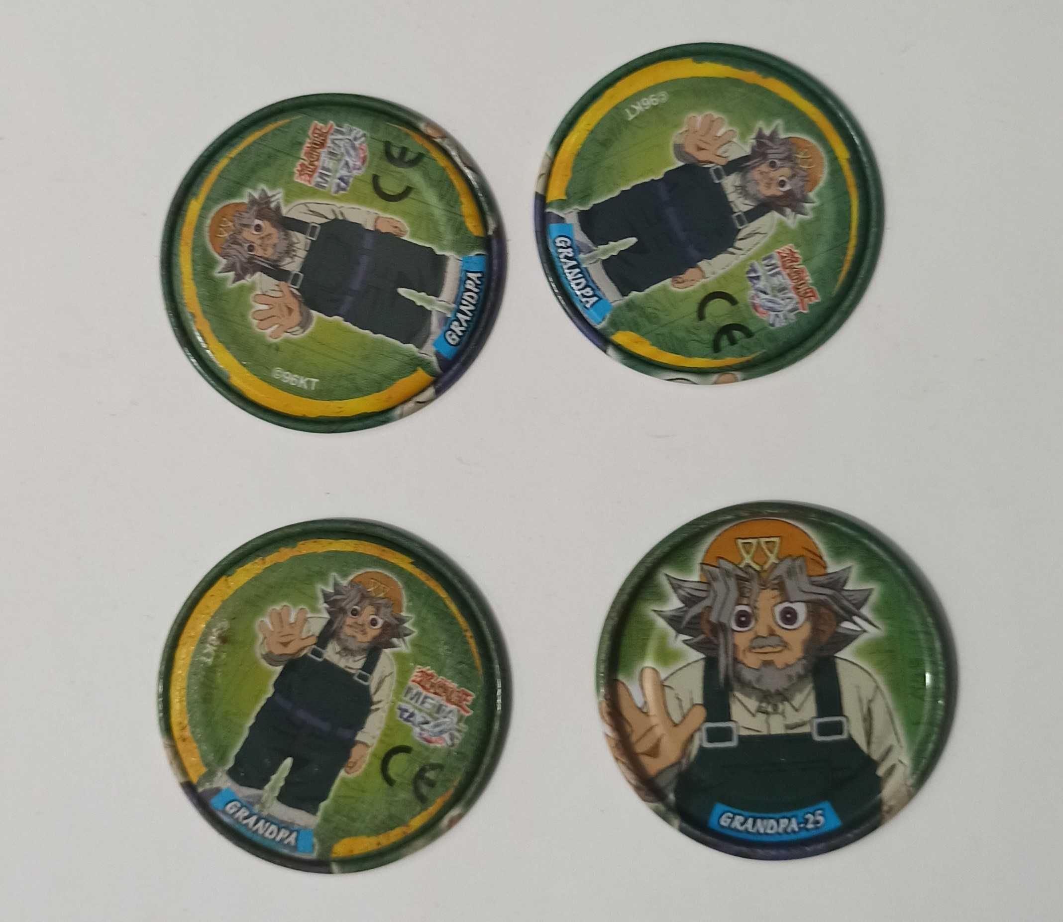 Vários Tazos Yu-Gi-Oh