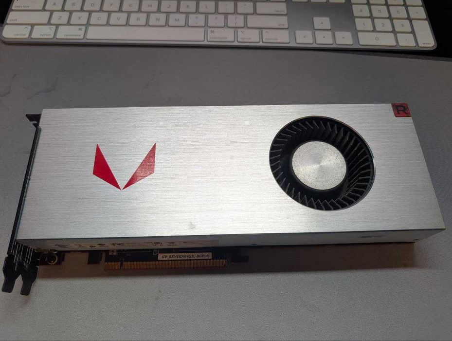Karta Graficzna AMD Sapphire Radeon RX Vega 64 8Gb
