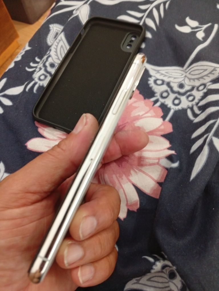 iPhone X como novo