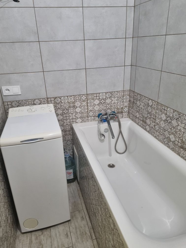 Продам 2ком.квартиру в центре.