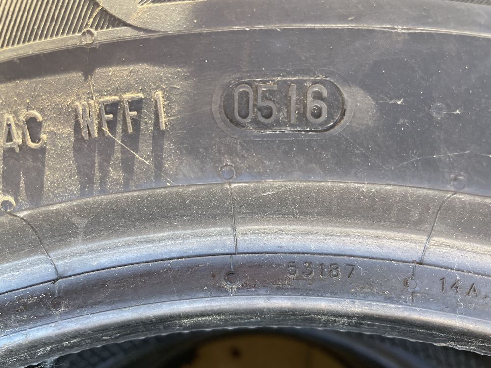 Opony 235/60 r16 lato komplect