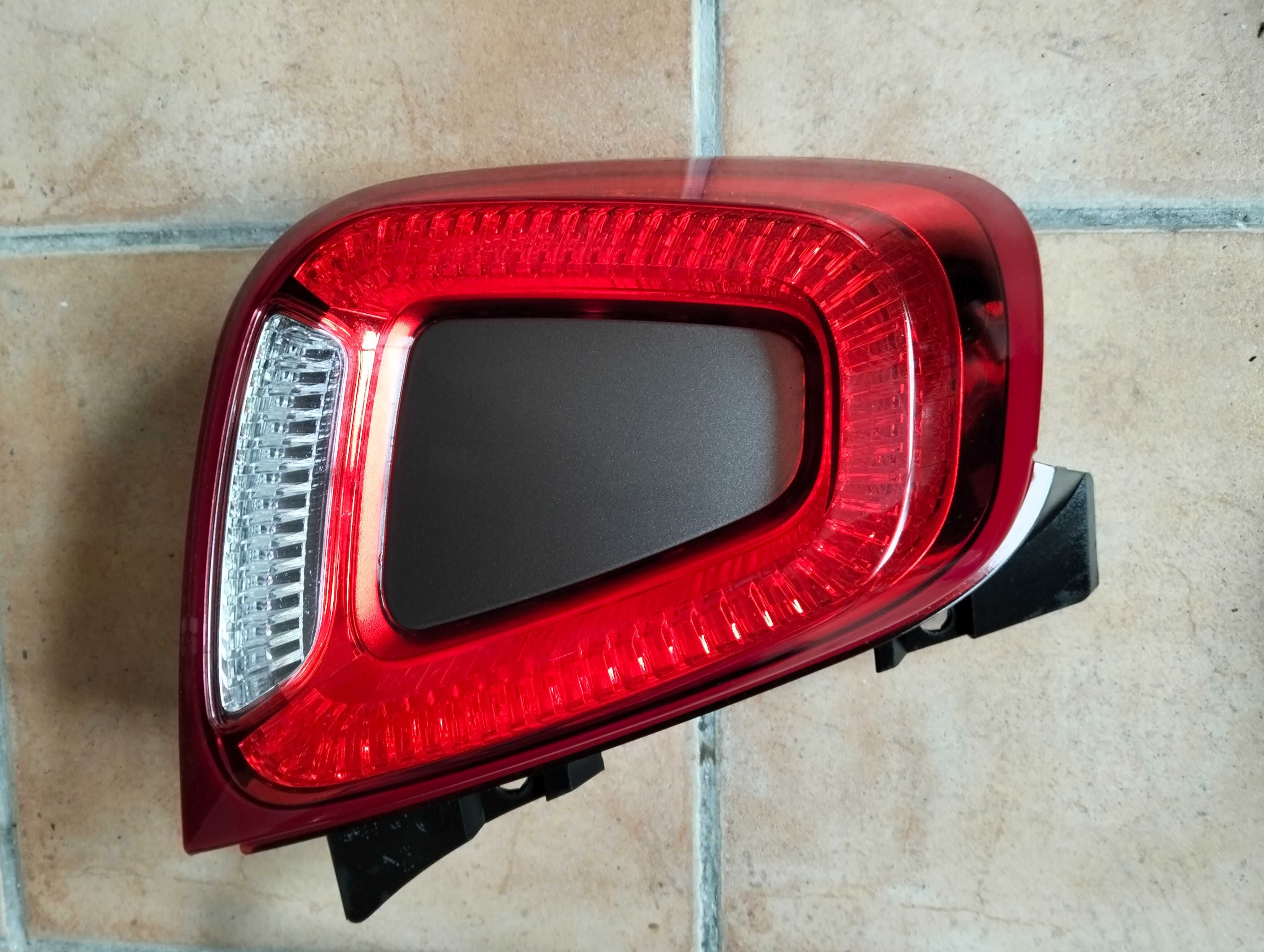 Fiat 500 lampy tylne lewa prawa lusterko zewnętrzne lewe prawe