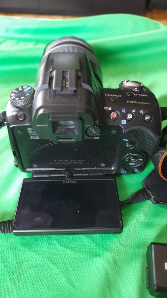 Sony Lustrzanka SLT-A55V + 2 Obiektywy + Ladowarka + 2 akum.
