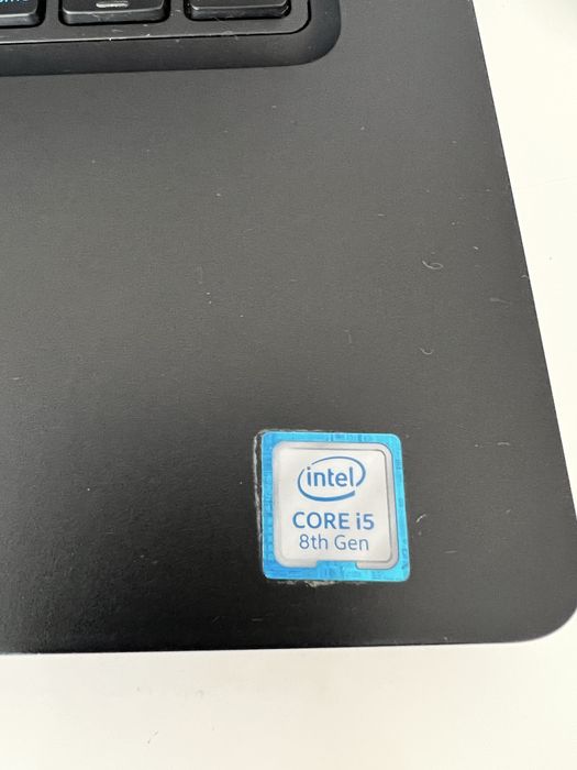 Laptop Dell Latitude 5490