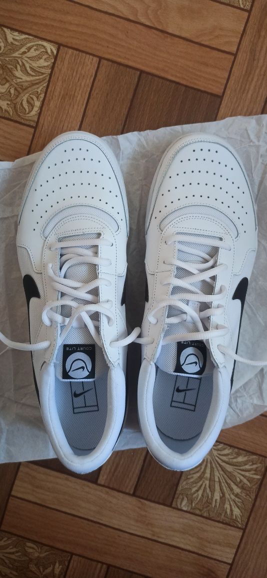 Кросівки Nike Court Lite