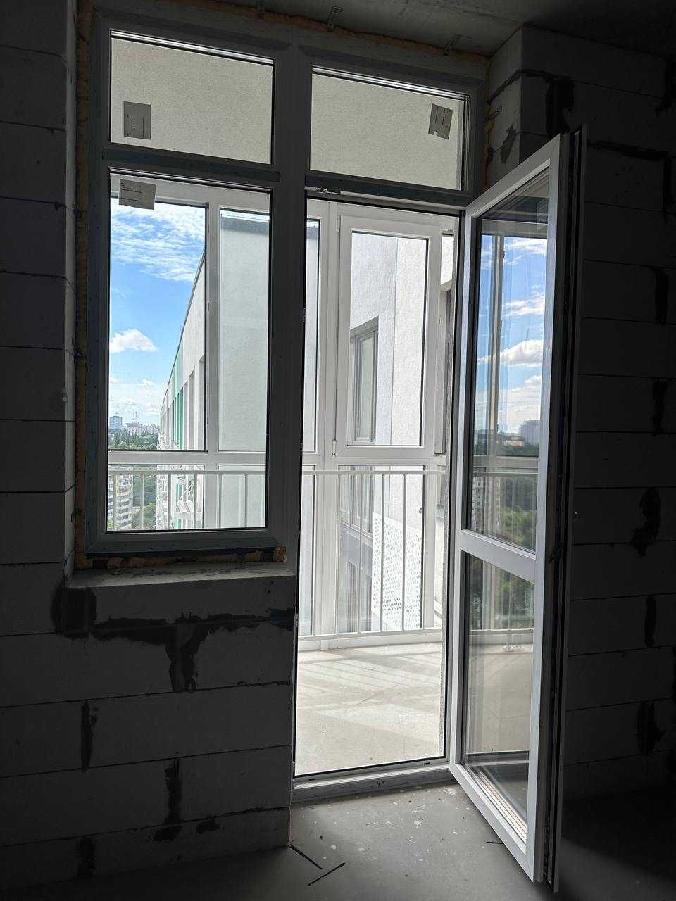 Металопластикове вікно, балкона рама КВЕ