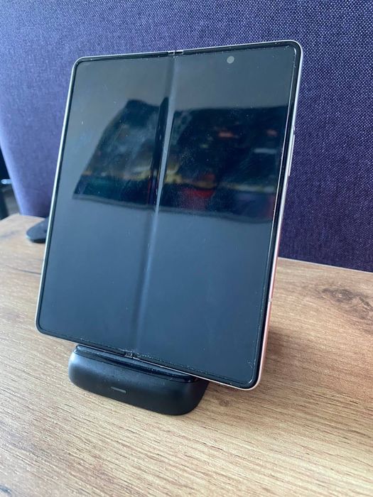 Samsung Galaxy Z Fold3 256GB | Частинами 0% | Гарантія|Неверлок (0956)