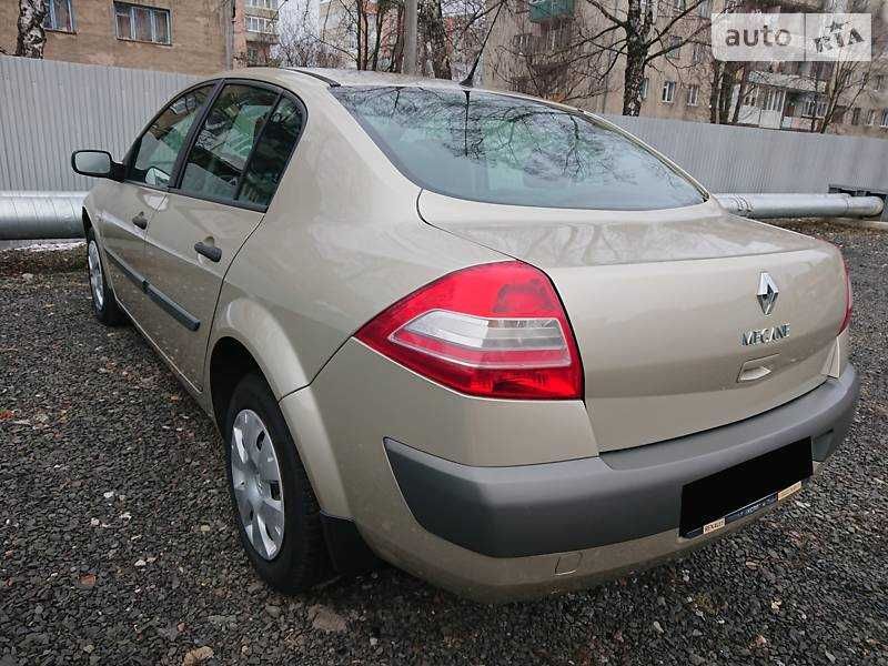 Renault Megane 2.    2008г .Бензин