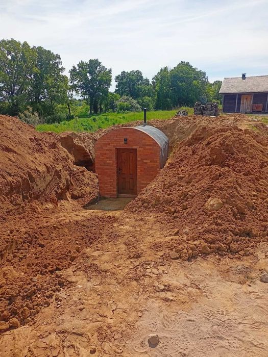 schron , piwniczka betonowa , ziemianka , piwnica, sauna ogrodowa