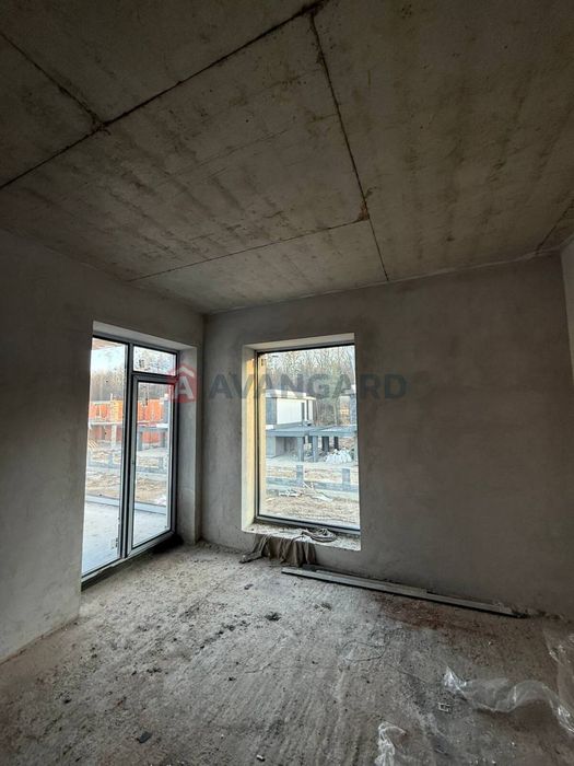 Продається котедж (дуплекс) с.Конопниця Львів розтермінування