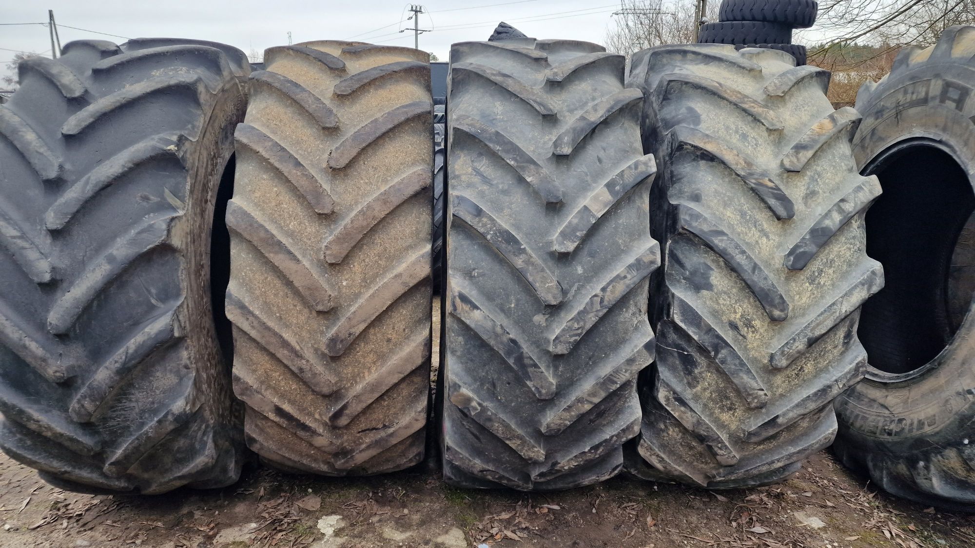 Opony 650/75r38 Michelin MachXbib