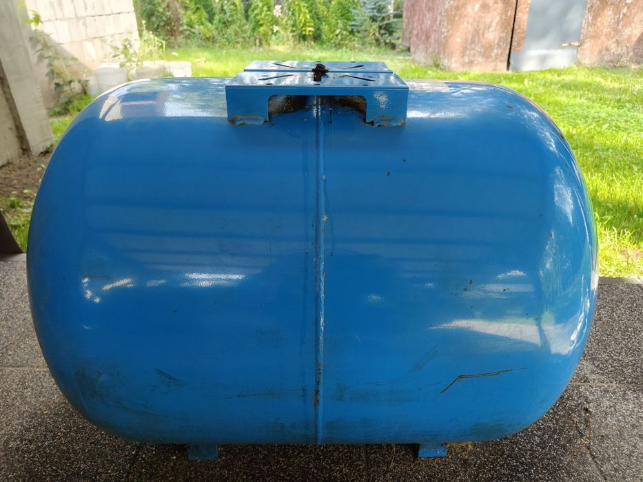 Sprzedam zbiornik hydroforowy 200 l.