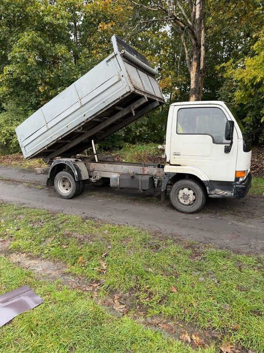 Nissan Cabstar rok1999