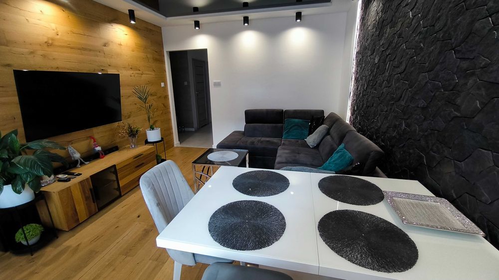 3 pokojowe mieszkanie w stanie idealnym z ogródkiem i piwnicą w cenie