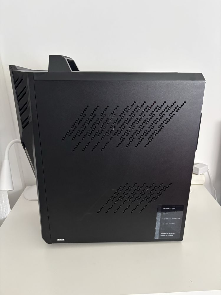 Asus ROG Gaming PC - Perifericos Incluidos
