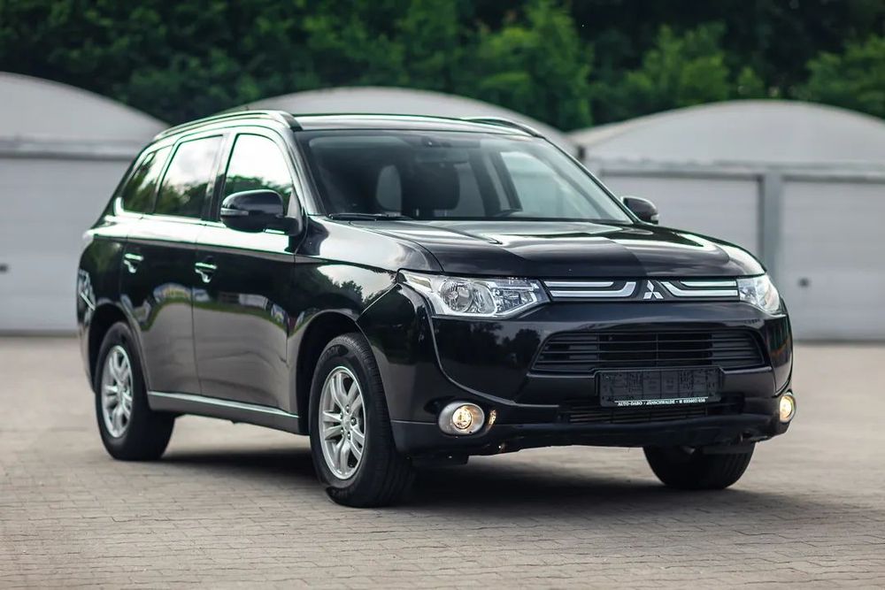 Mitsubishi Outlander 4x4 Klimatronic !!