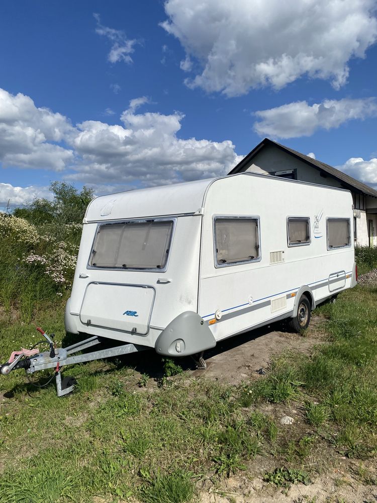 Przyczepa kempingowa knaus azur 500