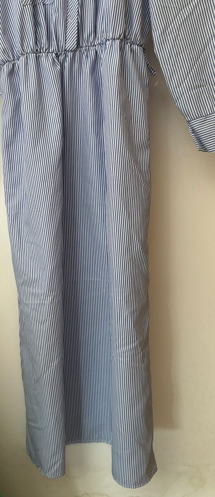 Vestido azul riscas