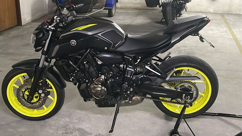 Yamaha Mt-07 NightFluo