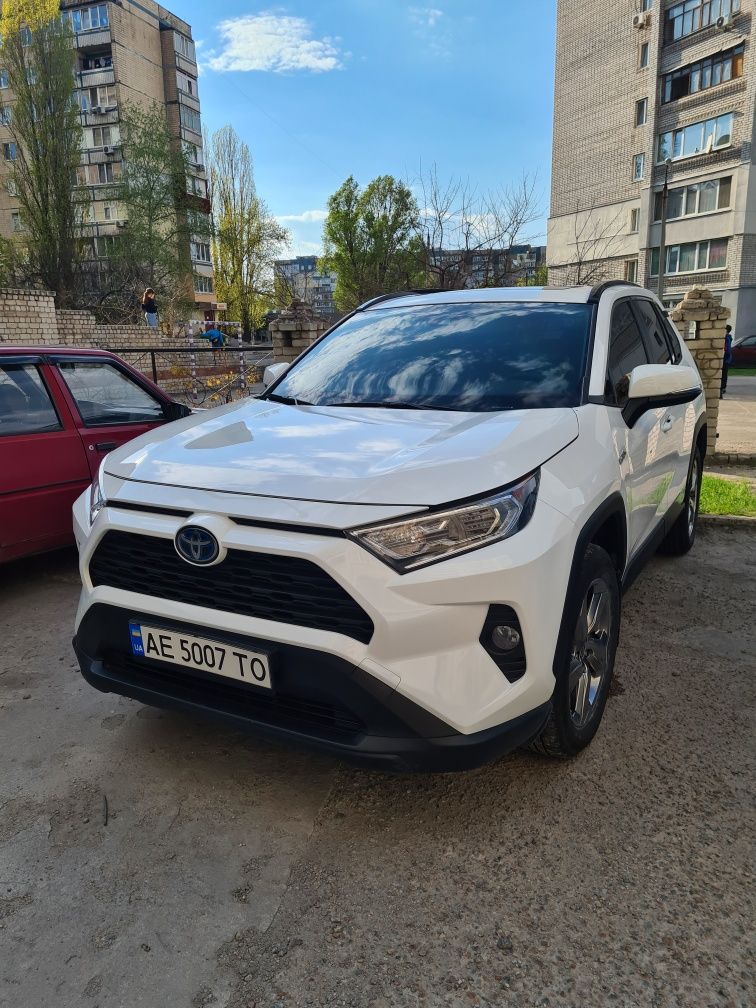 Тайота 2019 Rav4