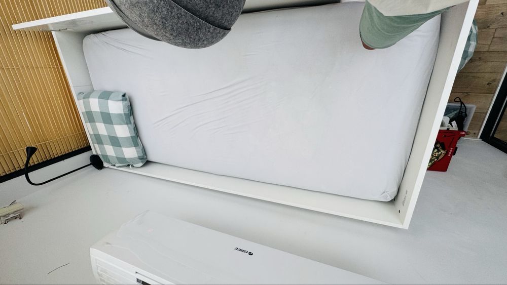 Łóżko piętrowe IKEA STUVA z biurkiem i półkami idealne do pokoju!!!