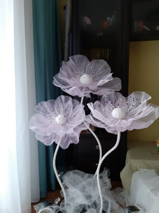 Квіти на свято Квіти ручної роботи Цветы из фоамирана Декор