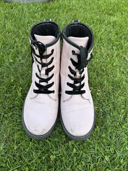 Sprzedam buty zimowe 35