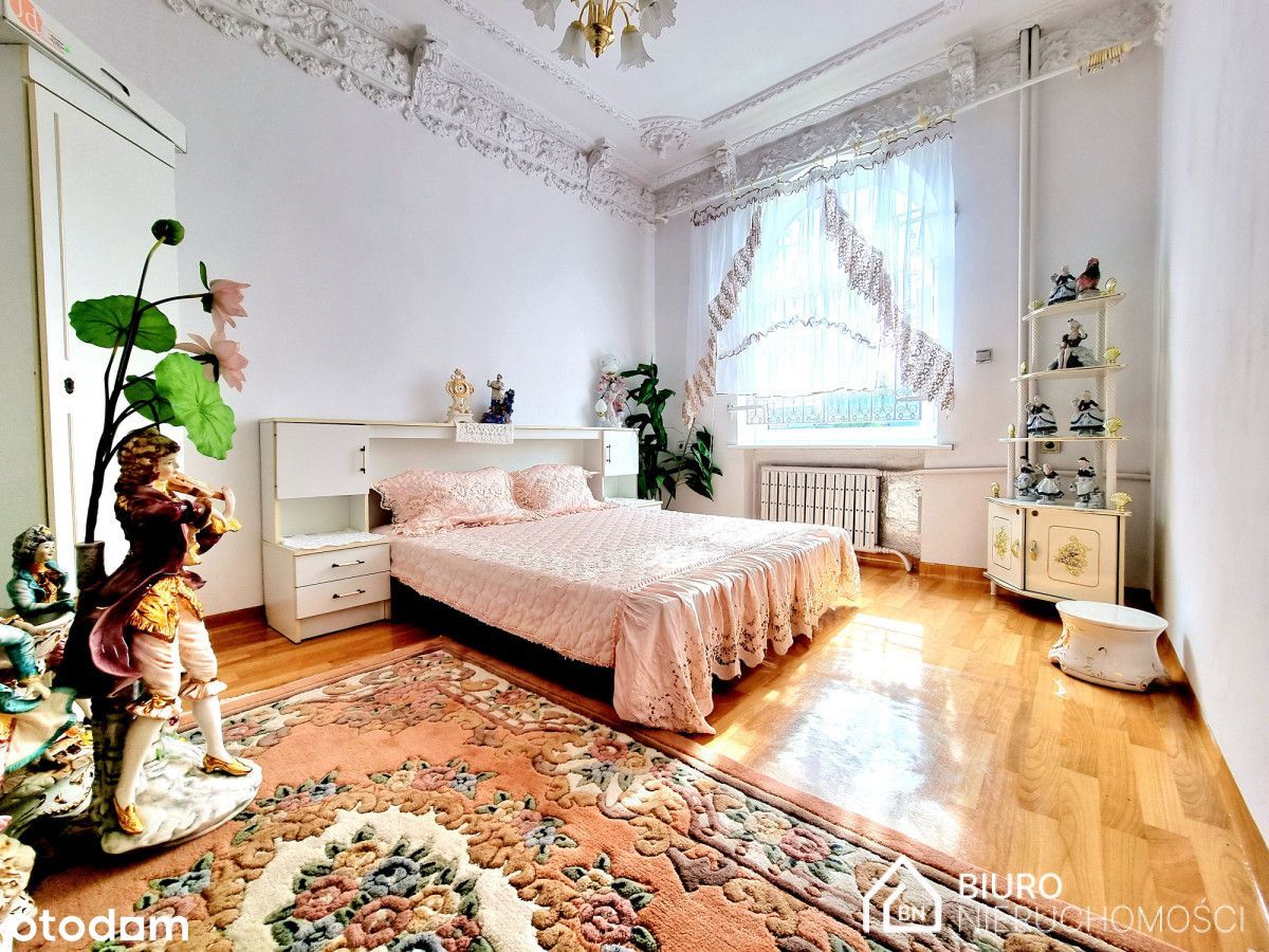 Dom w Lesznie Rezydencja w Stylu Pałacowym Unikalny Dom