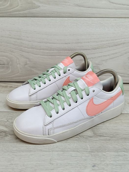 Białe skórzane damskie buty sneakersy Nike Blazer Low
