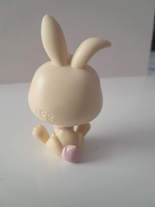 Littlest pet shop lps