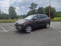 Hyundai ix35 Hyundai Tucson ix35 | Bez korozji | 2 komplety opon | Zadbany