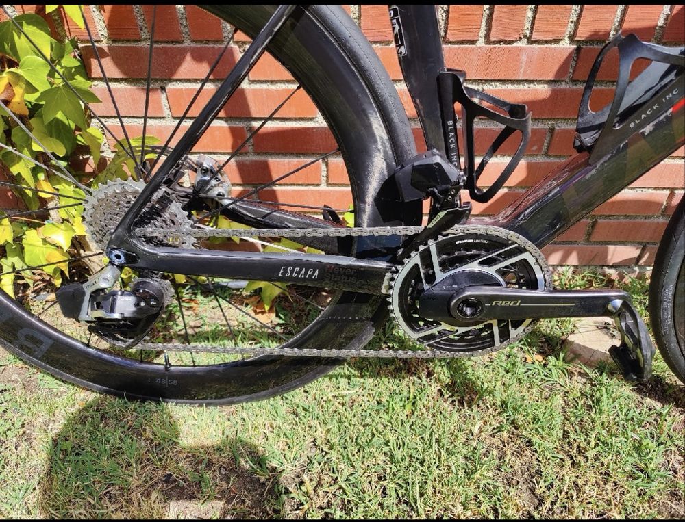 Factor ostro vam SRAM Red eTap AXS